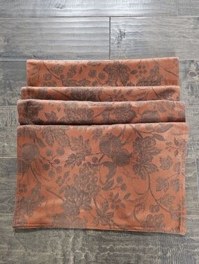 Rare & Vintage Lauren Ralph Lauren Campbell Jacquard Rust Copper Table Runner